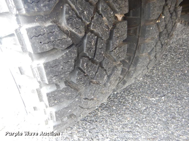 image for item FH9278 1993 Chevrolet Sport Van G30 shuttle bus