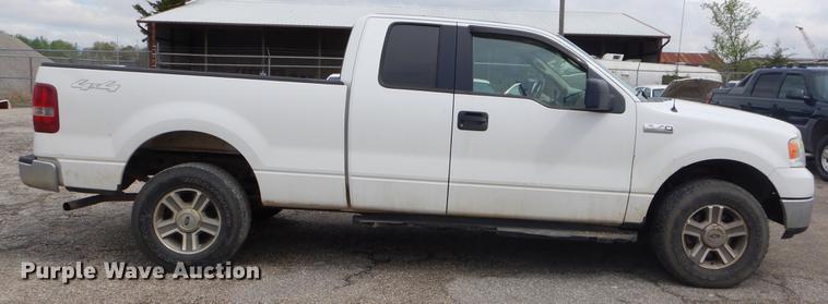 image for item FH9279 2005 Ford F150 SuperCab pickup truck