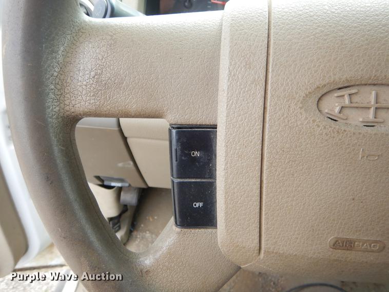 image for item FH9279 2005 Ford F150 SuperCab pickup truck