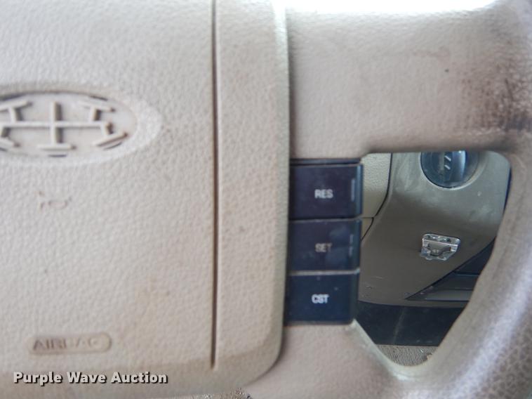 image for item FH9279 2005 Ford F150 SuperCab pickup truck