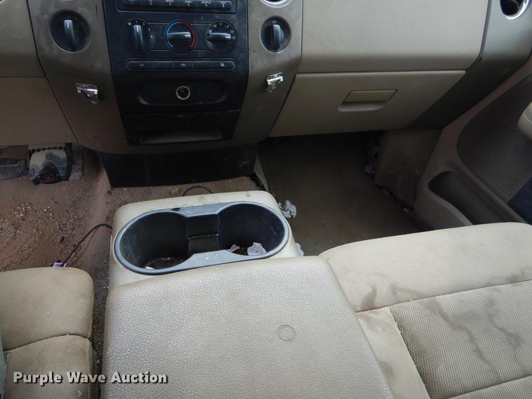 image for item FH9279 2005 Ford F150 SuperCab pickup truck