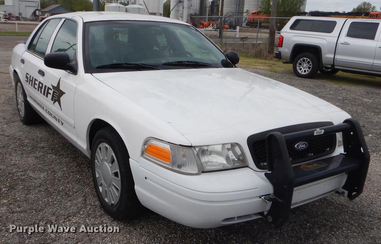image for item FH9281 2006 Ford Crown Victoria Police Interceptor