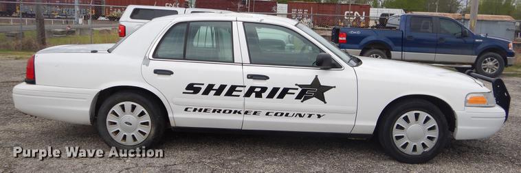 image for item FH9281 2006 Ford Crown Victoria Police Interceptor