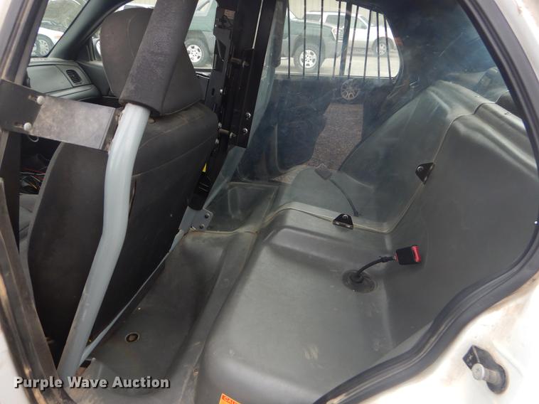 image for item FH9281 2006 Ford Crown Victoria Police Interceptor