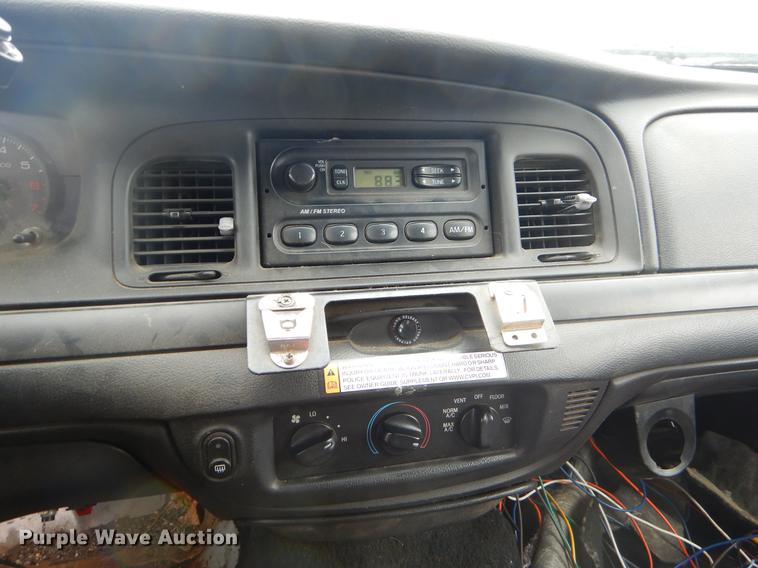 image for item FH9281 2006 Ford Crown Victoria Police Interceptor