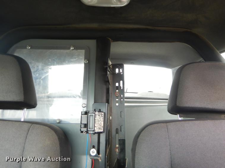 image for item FH9281 2006 Ford Crown Victoria Police Interceptor