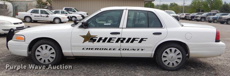 image for item FH9282 2008 Ford Crown Victoria Police Interceptor