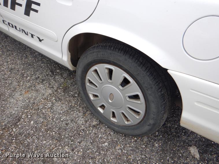 image for item FH9282 2008 Ford Crown Victoria Police Interceptor