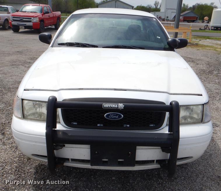 image for item FH9283 2008 Ford Crown Victoria Police Interceptor