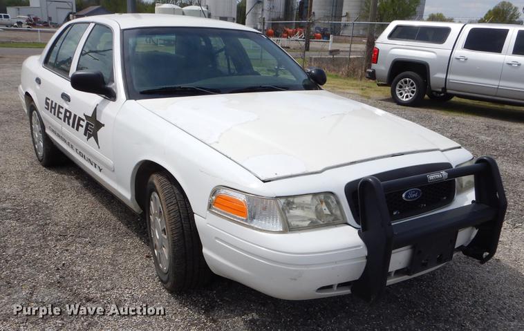image for item FH9283 2008 Ford Crown Victoria Police Interceptor