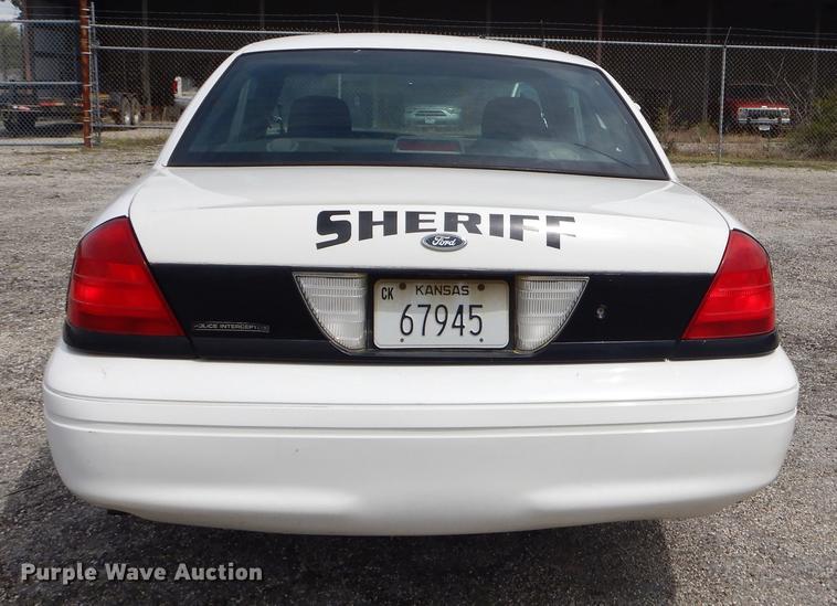 image for item FH9283 2008 Ford Crown Victoria Police Interceptor