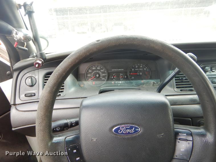 image for item FH9283 2008 Ford Crown Victoria Police Interceptor