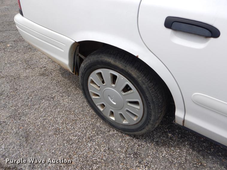 image for item FH9283 2008 Ford Crown Victoria Police Interceptor