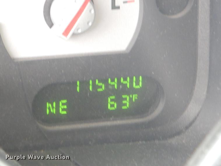 image for item FH9284 2004 Mercury Mountaineer SUV