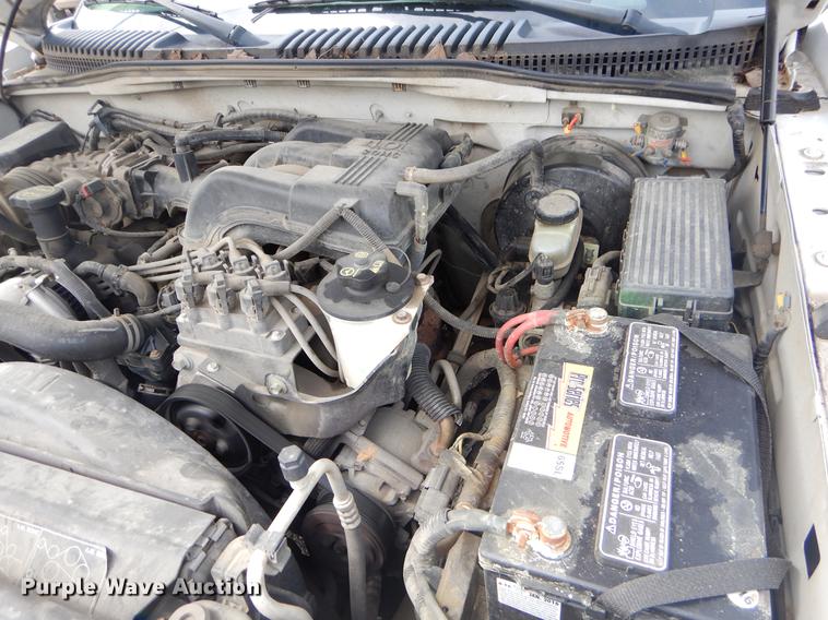 image for item FH9284 2004 Mercury Mountaineer SUV