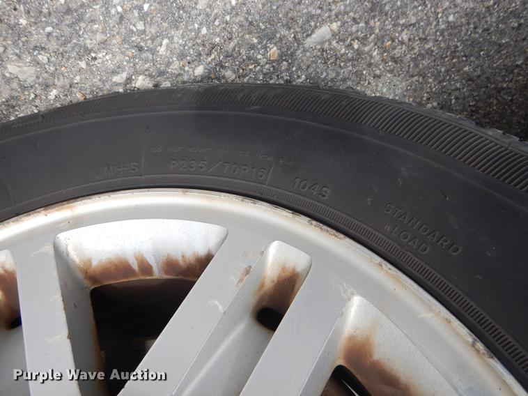 image for item FH9284 2004 Mercury Mountaineer SUV