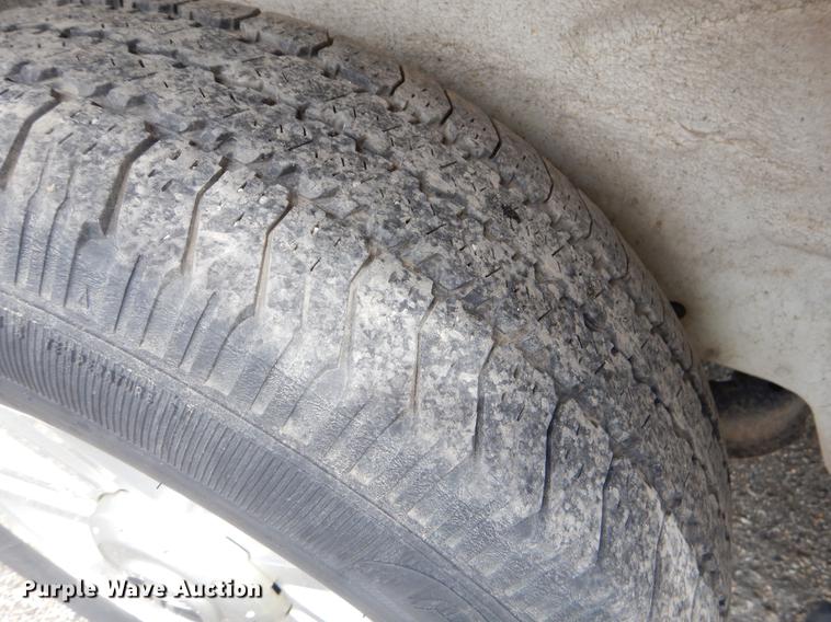 image for item FH9284 2004 Mercury Mountaineer SUV