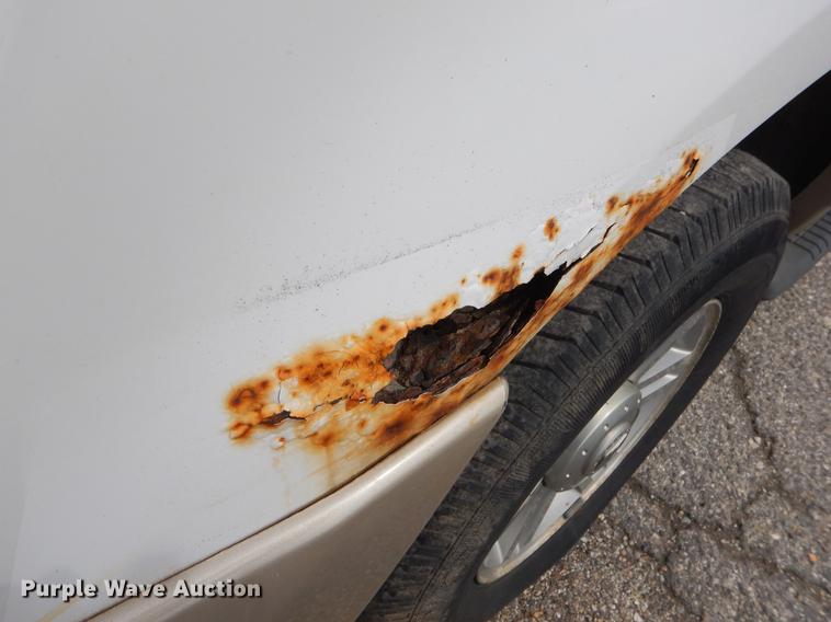 image for item FH9284 2004 Mercury Mountaineer SUV