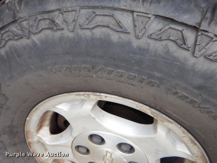 image for item FH9285 2005 Chevrolet Tahoe SUV