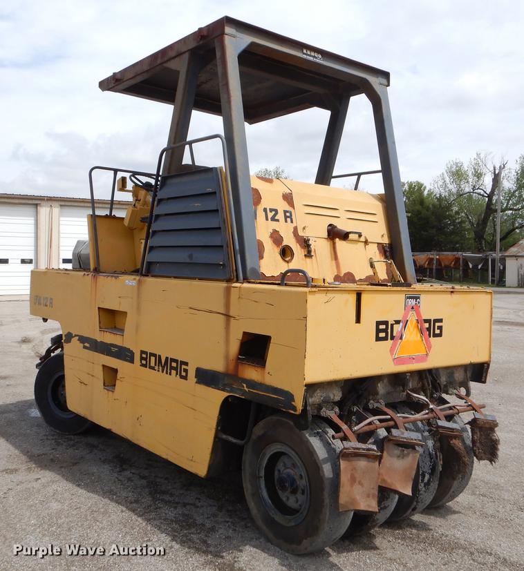 image for item FH9288 Bomag BW12R pneumatic roller