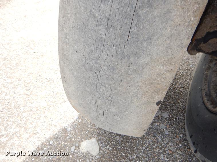 image for item FH9288 Bomag BW12R pneumatic roller