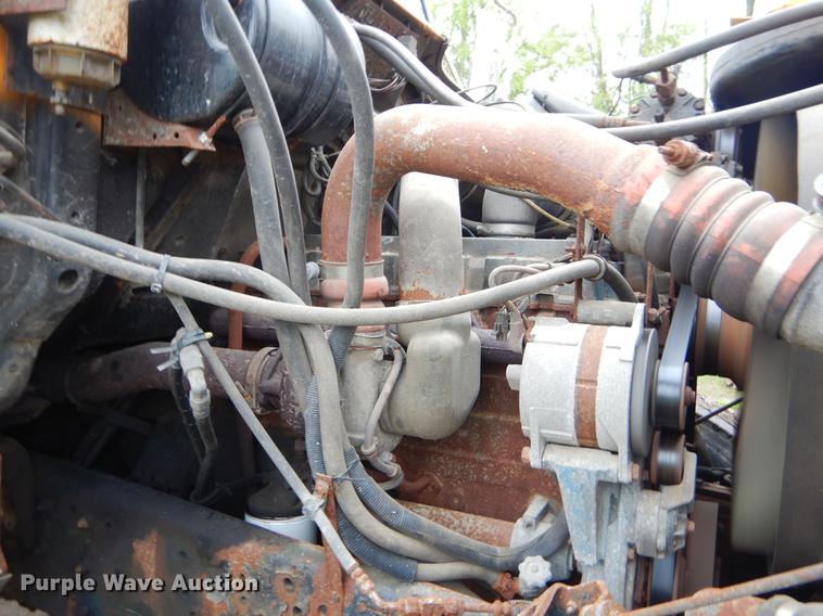 image for item FH9338 2002 International 2554 dump truck