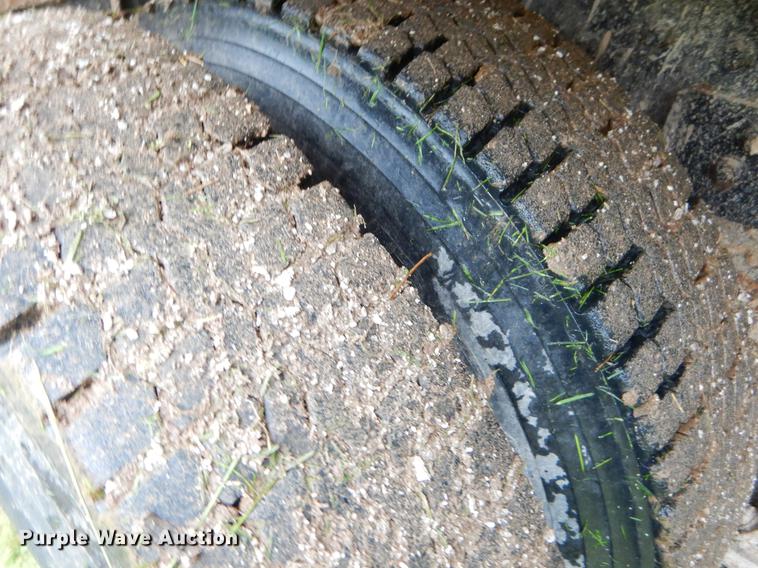 image for item FH9338 2002 International 2554 dump truck