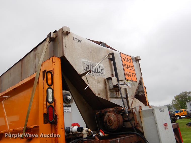 image for item FH9338 2002 International 2554 dump truck