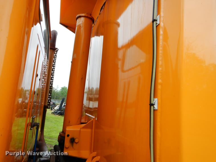 image for item FH9338 2002 International 2554 dump truck