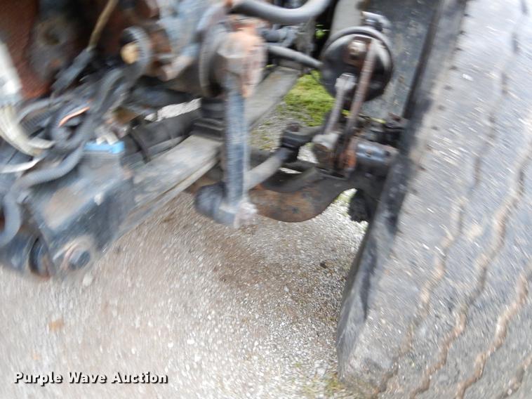 image for item FH9339 2006 International 7400 flatbed truck