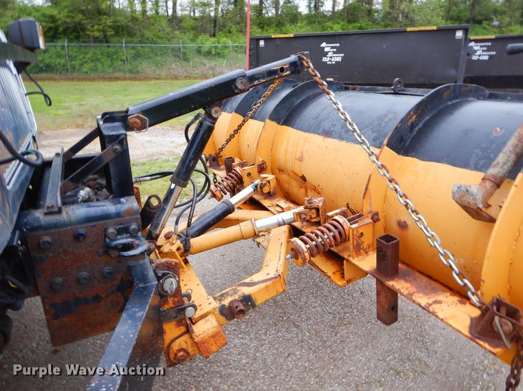 image for item FH9339 2006 International 7400 flatbed truck