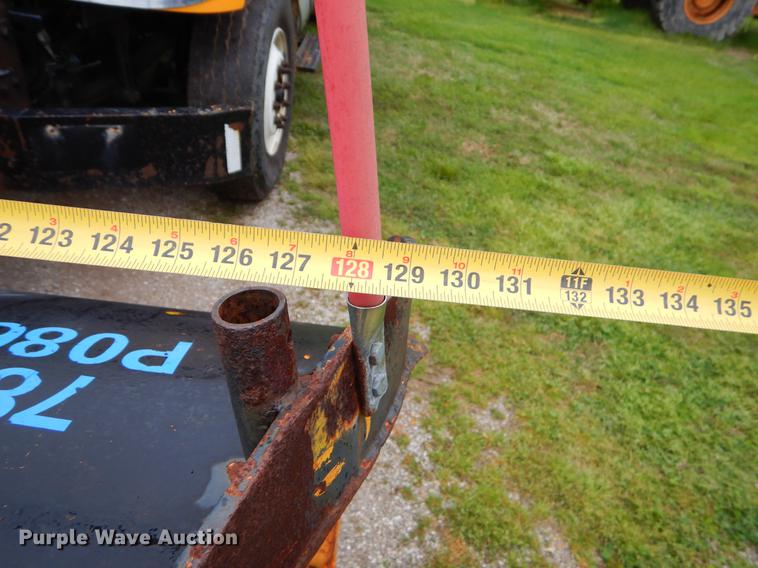 image for item FH9339 2006 International 7400 flatbed truck