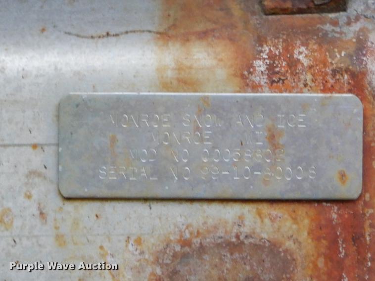 image for item FH9339 2006 International 7400 flatbed truck