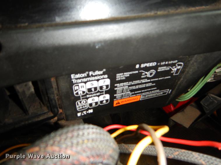 image for item FH9345 2002 International 2554 dump truck