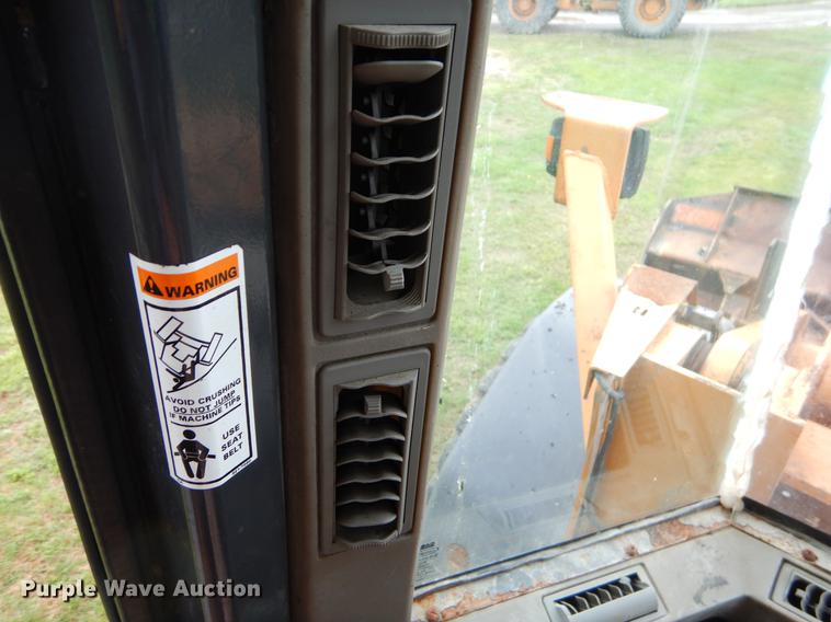 image for item FH9350 2002 Case 621D wheel loader