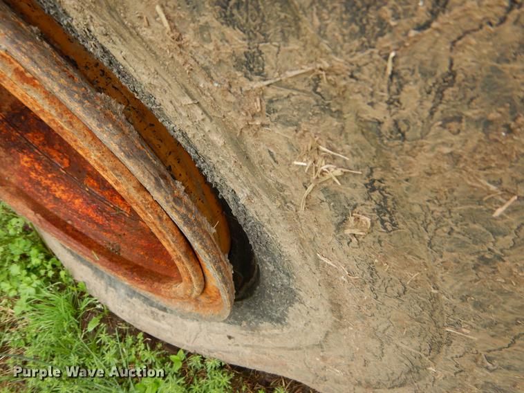 image for item FH9350 2002 Case 621D wheel loader