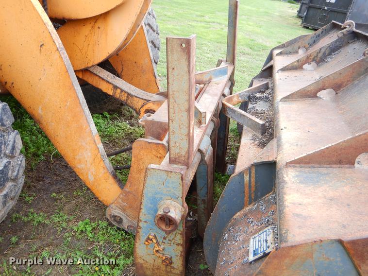 image for item FH9350 2002 Case 621D wheel loader