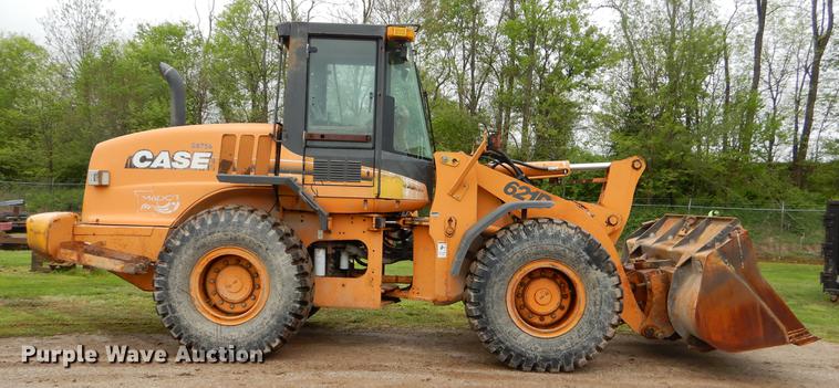 image for item FH9351 2002 Case 621D wheel loader