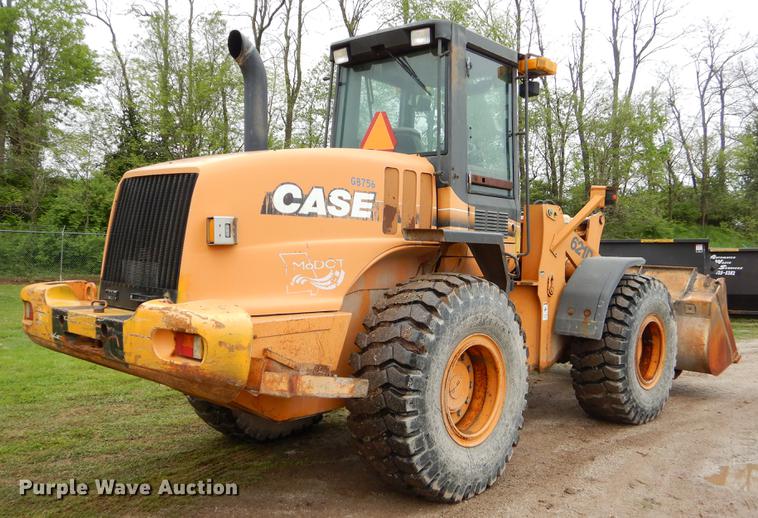 image for item FH9351 2002 Case 621D wheel loader