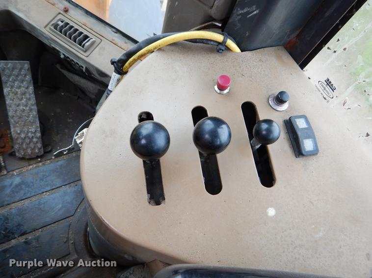 image for item FH9351 2002 Case 621D wheel loader