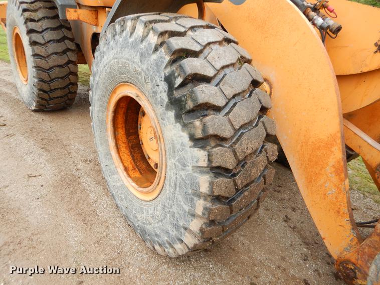 image for item FH9351 2002 Case 621D wheel loader