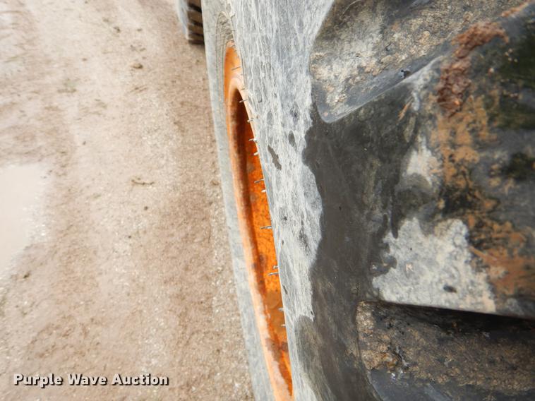 image for item FH9351 2002 Case 621D wheel loader