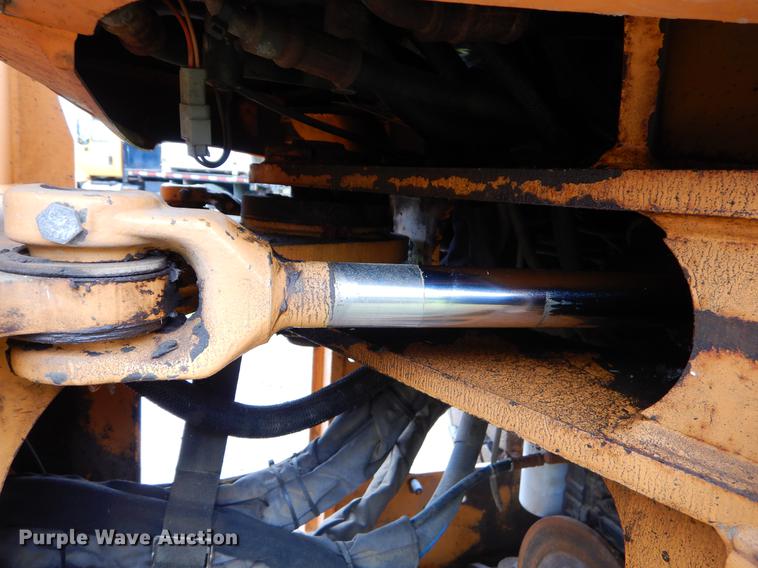 image for item FH9351 2002 Case 621D wheel loader