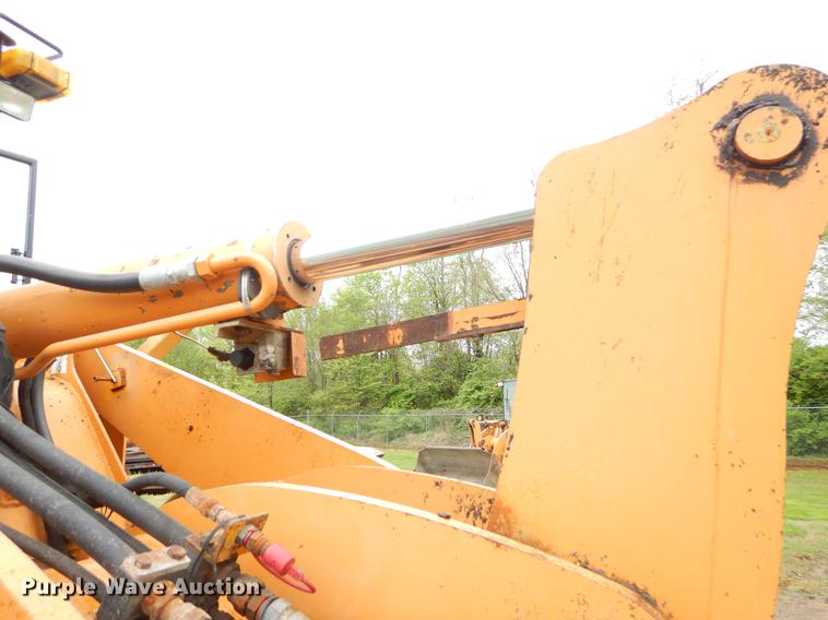 image for item FH9351 2002 Case 621D wheel loader