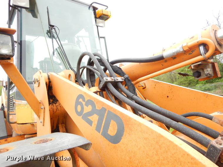 image for item FH9351 2002 Case 621D wheel loader