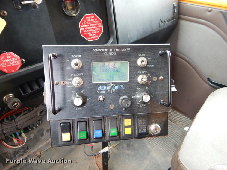 image for item FH9352 2002 International 2554 dump truck