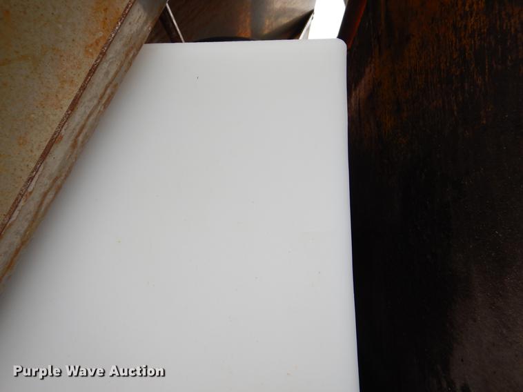 image for item FH9352 2002 International 2554 dump truck