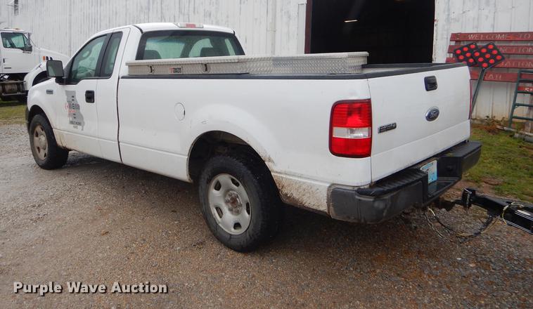 image for item FH9383 2005 Ford F150 pickup truck