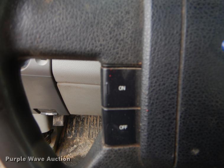 image for item FH9383 2005 Ford F150 pickup truck