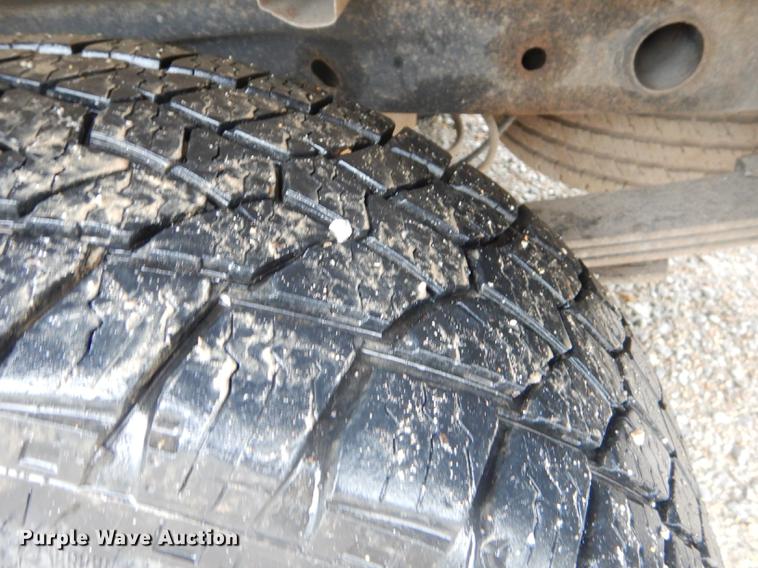 image for item FH9383 2005 Ford F150 pickup truck